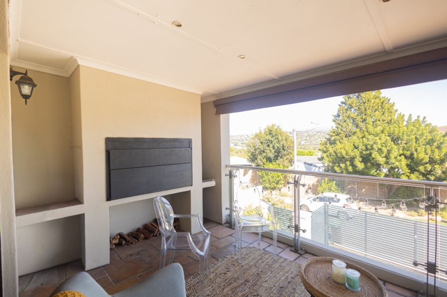 To Let 5 Bedroom Property for Rent in De Bron Western Cape